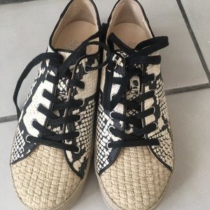 Vince Camuto tennis. Size 7. New